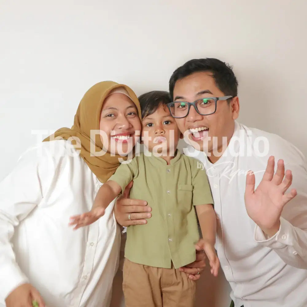 Doodle Family Holiday Portrait